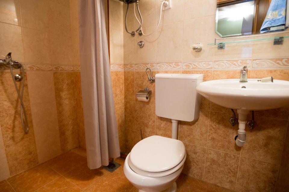 Sunny Villa Apartments Будва Екстер'єр фото