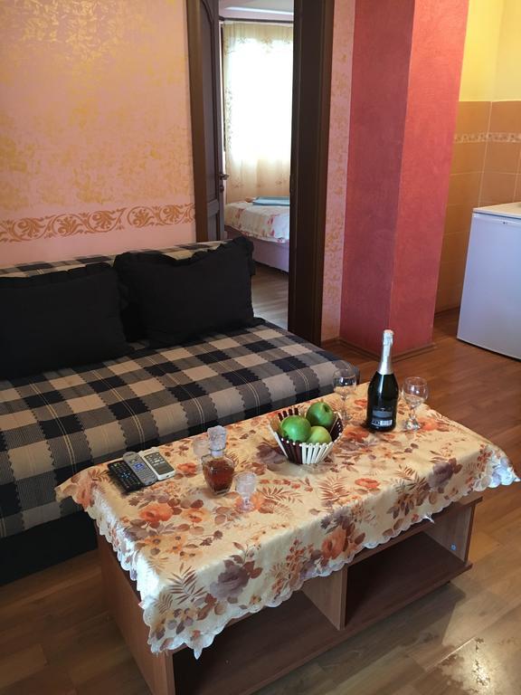 Sunny Villa Apartments Будва Екстер'єр фото