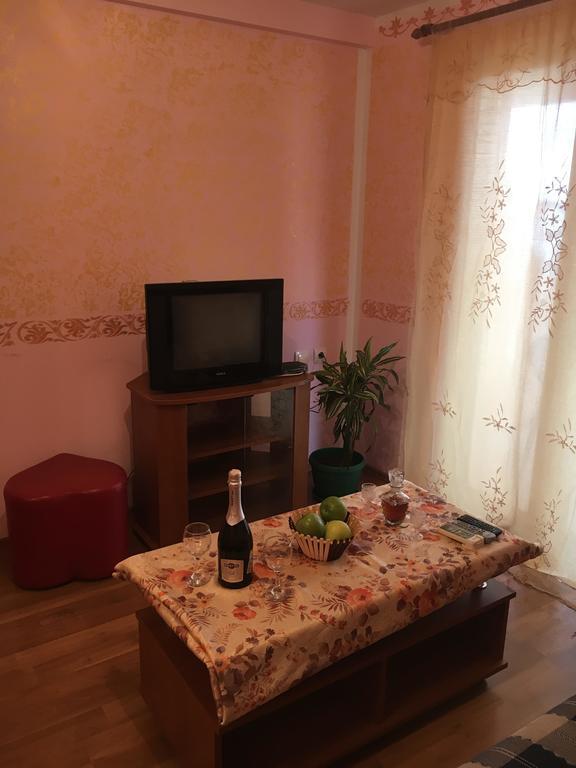 Sunny Villa Apartments Будва Екстер'єр фото