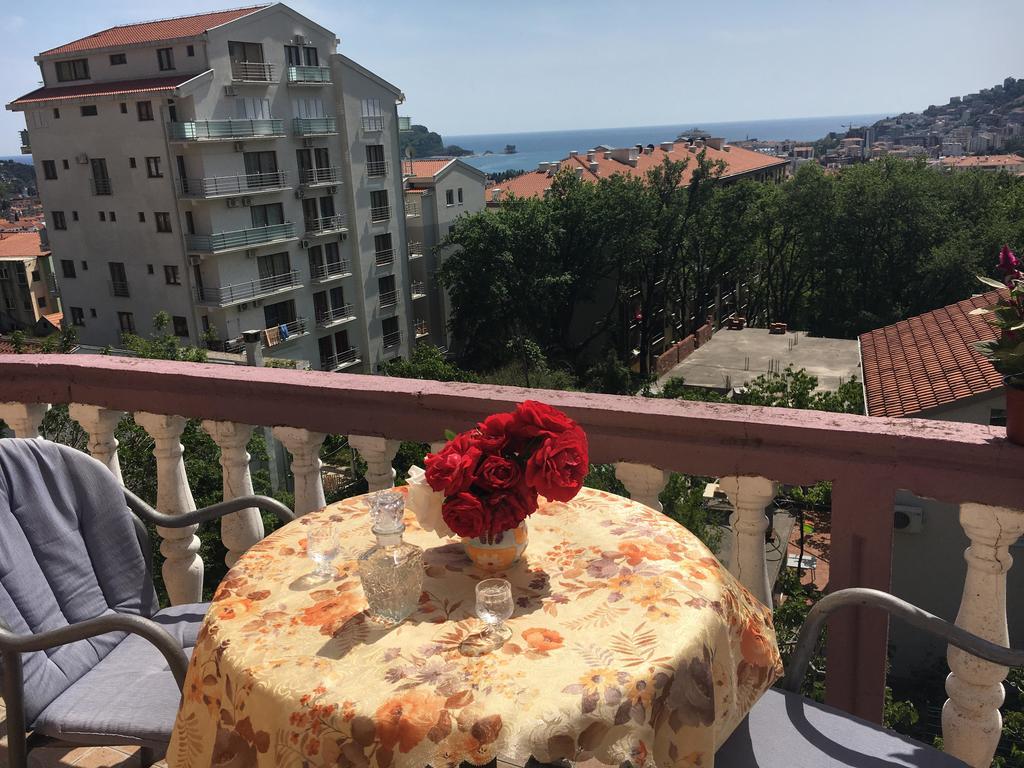 Sunny Villa Apartments Будва Екстер'єр фото
