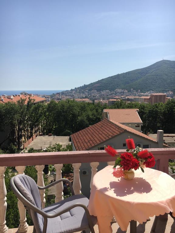 Sunny Villa Apartments Будва Екстер'єр фото