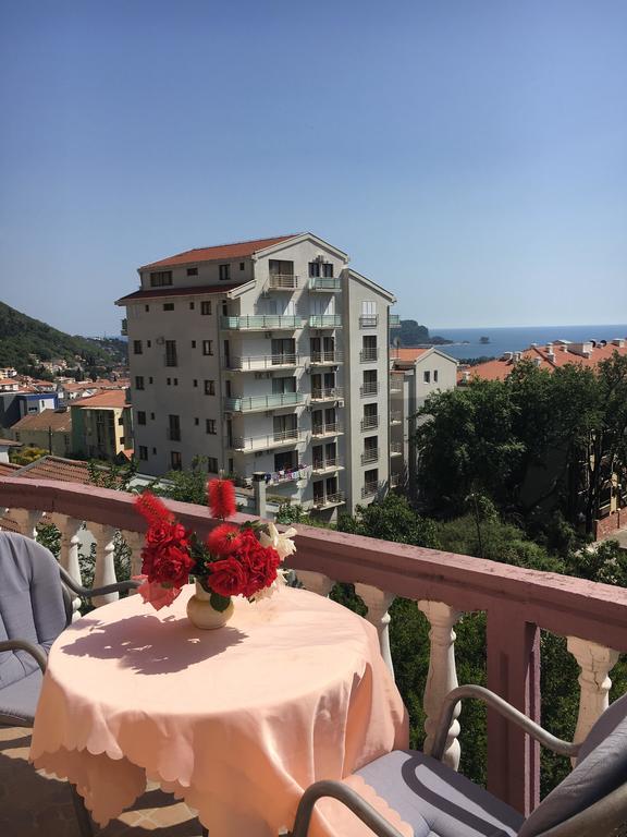 Sunny Villa Apartments Будва Екстер'єр фото